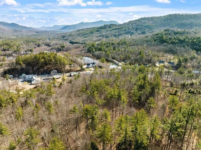 $198,500 | 13-7 Overlook Road, Campton, NH 03223