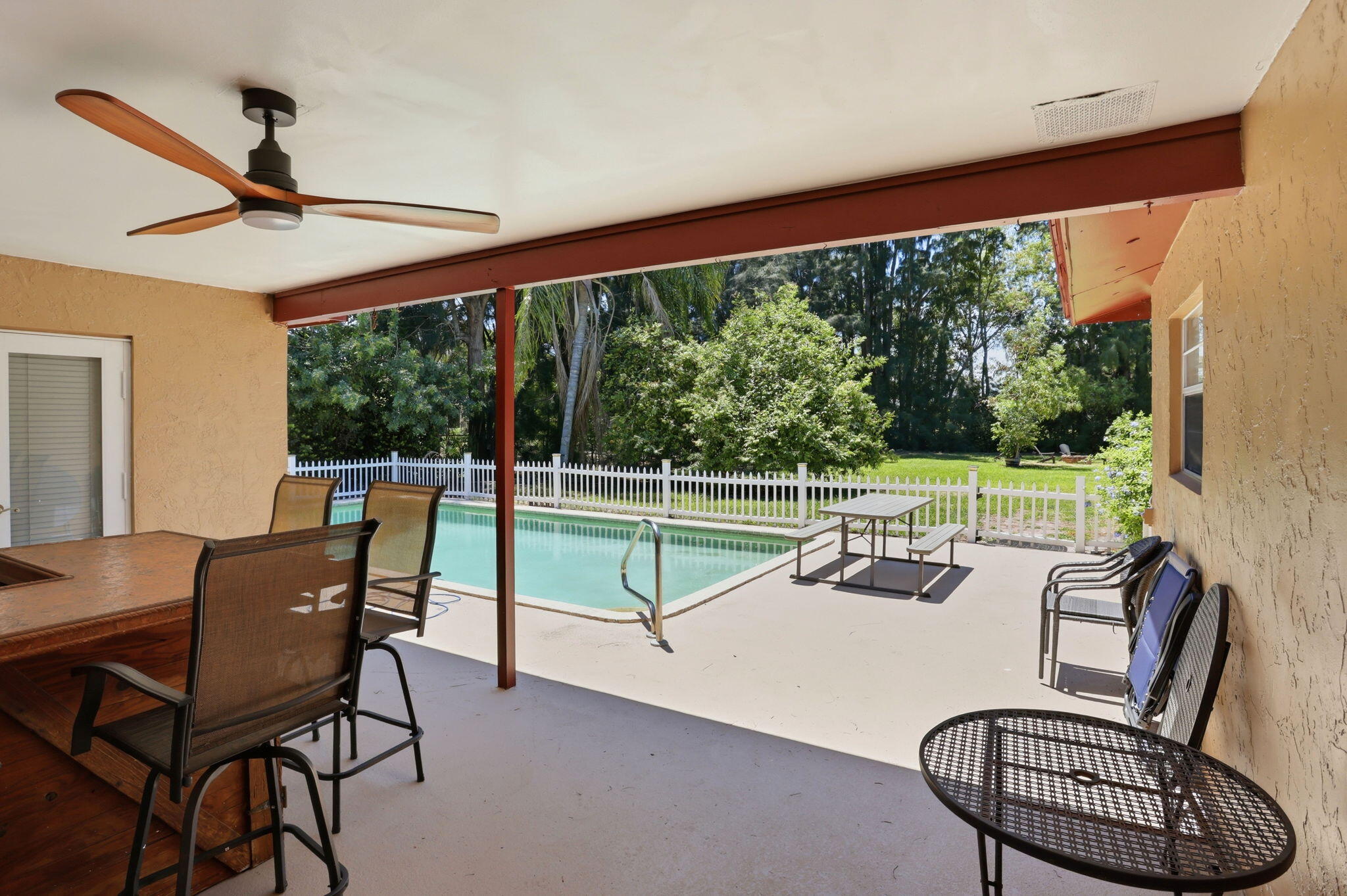 128 Barberton Road Lake Worth, FL 33467 - Photo 13 of 51 14-web-or-mls-0E2A6500