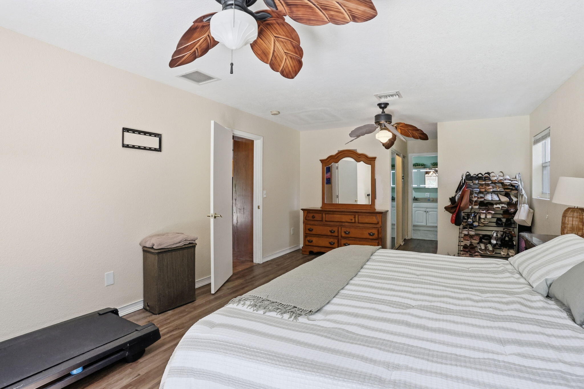 128 Barberton Road Lake Worth, FL 33467 - Photo 22 of 51 Primary