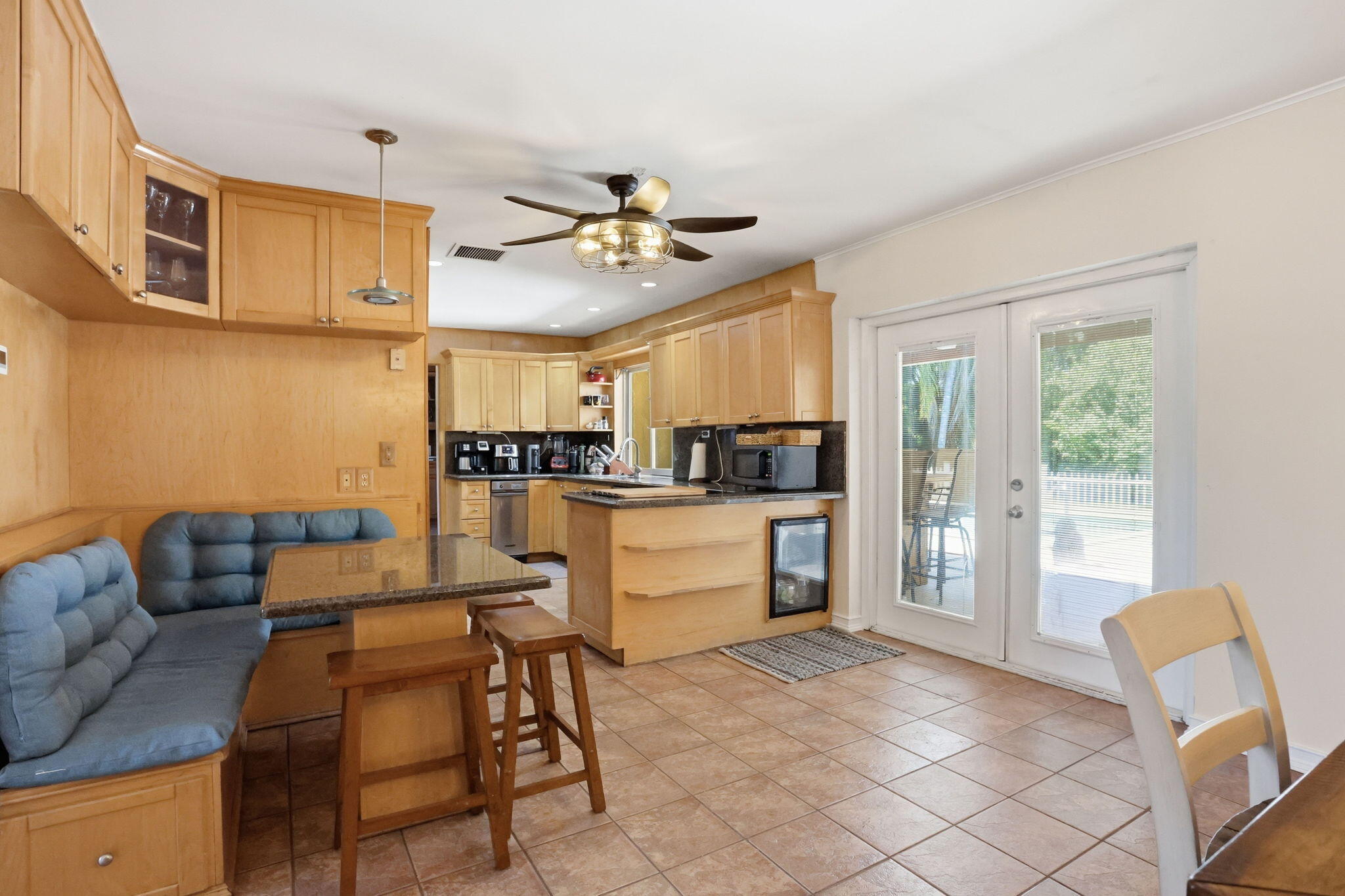 128 Barberton Road Lake Worth, FL 33467 - Photo 29 of 51 31-web-or-mls-0E2A6554