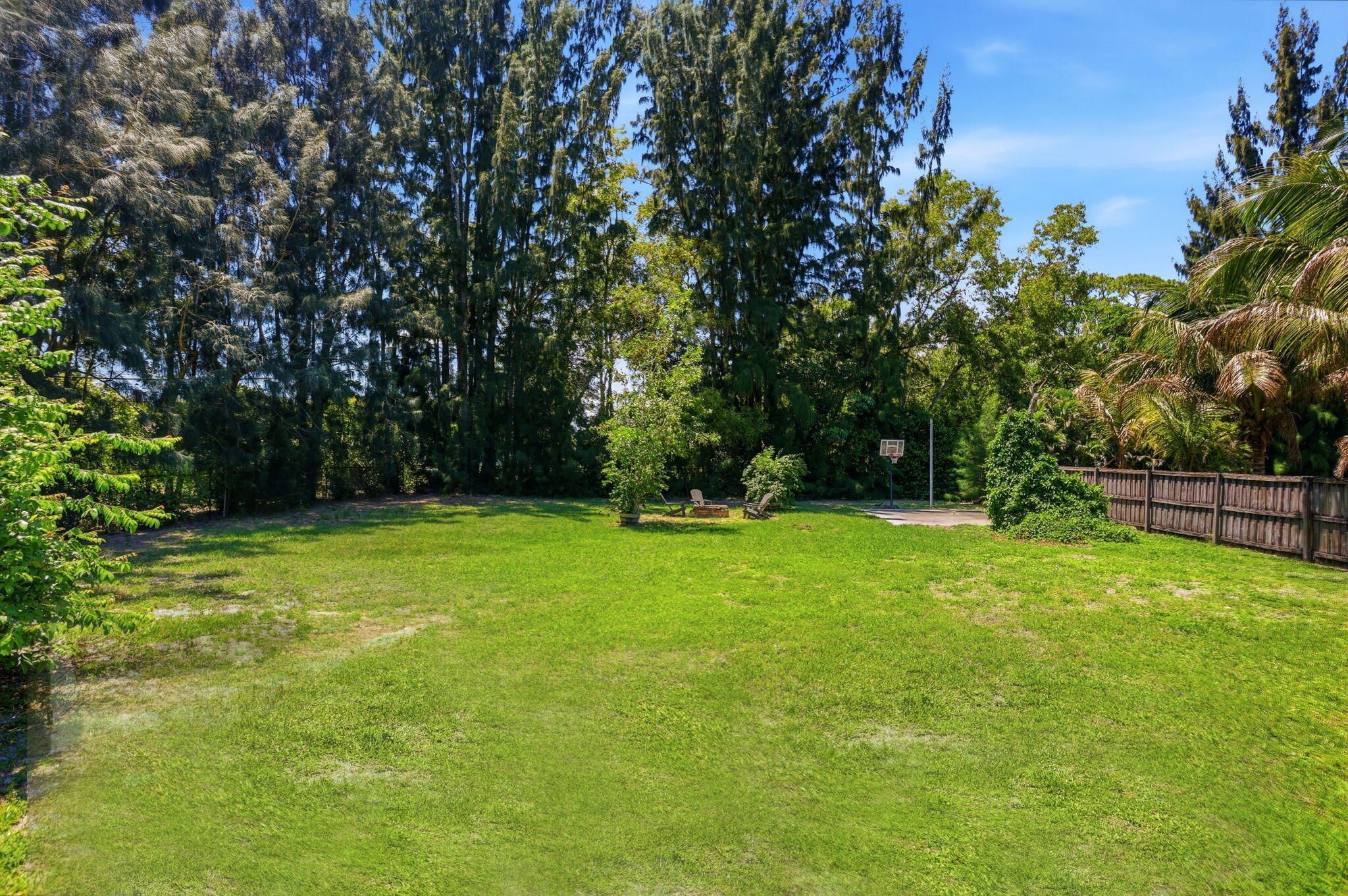 128 Barberton Road Lake Worth, FL 33467 - Photo 7 of 51 8-web-or-mls-0E2A6479