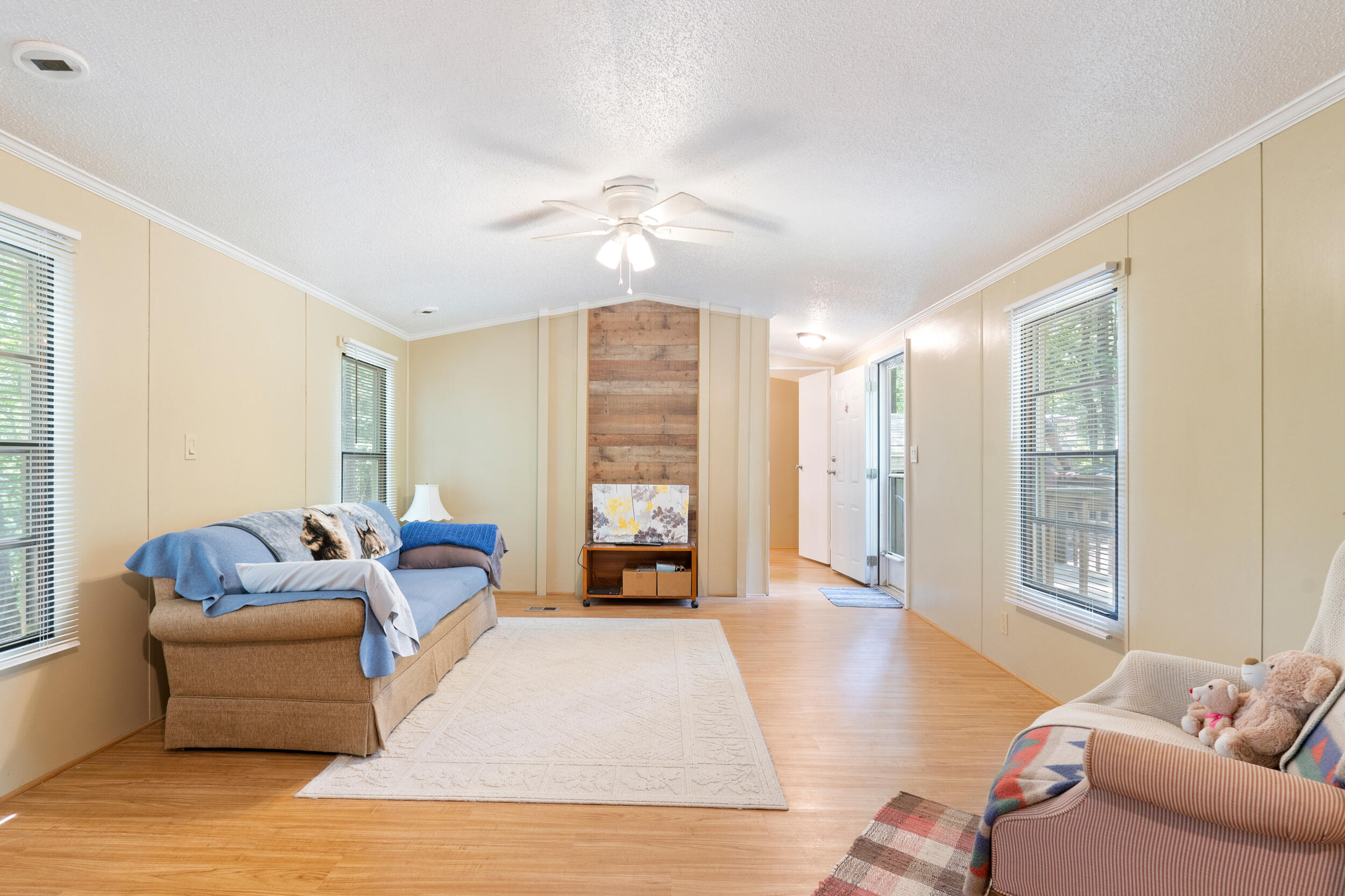 668 Jamestown Road Rocky Mount, VA 24151 - Photo 5 of 37 1_668_jamestown-1011
