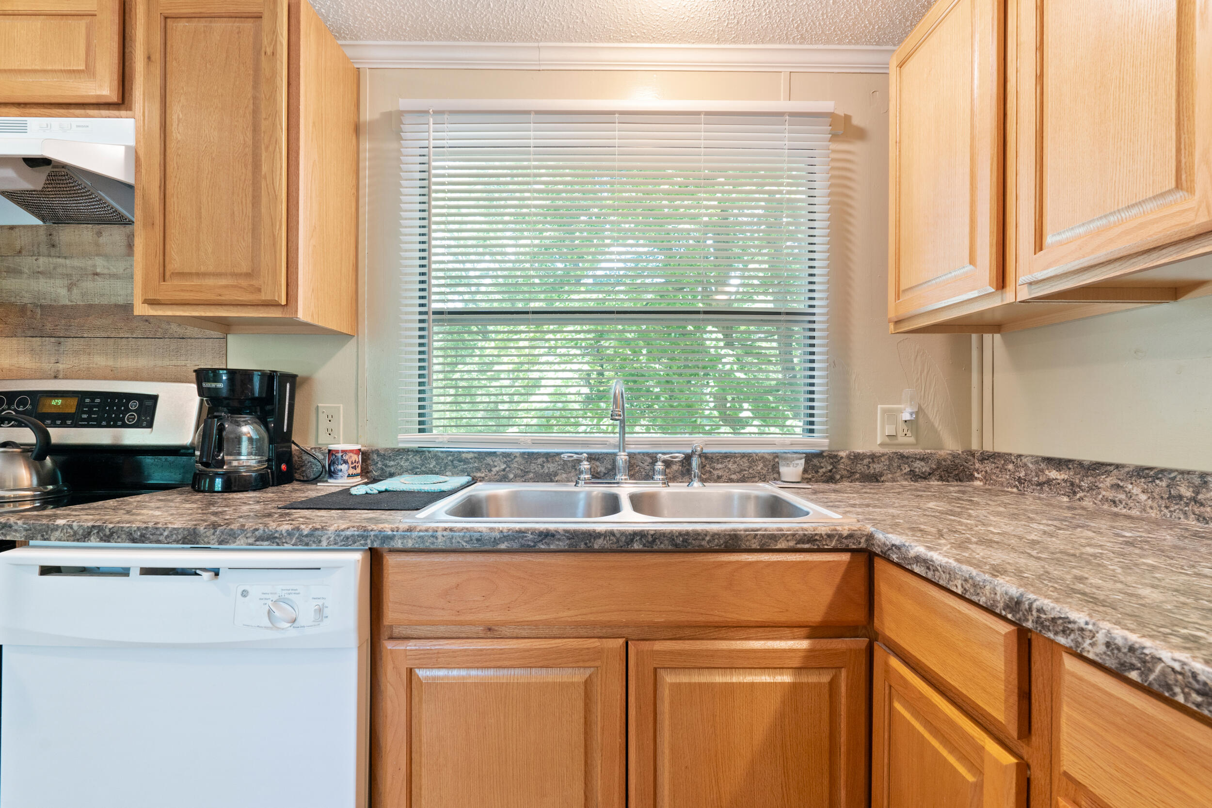 668 Jamestown Road Rocky Mount, VA 24151 - Photo 9 of 37 5_668_jamestown-1007