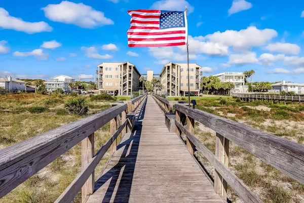 $2,600 | 3056 South Fletcher Avenue, Fernandina Beach, FL 32034