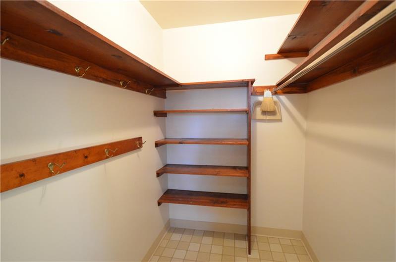 1030 Center Oak Drive Pittsburgh, PA 15237 - Photo 12 of 25 Gallery Image 12