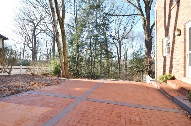 1030 Center Oak Drive Pittsburgh, PA 15237 - Photo 21 of 25 Gallery Image 21