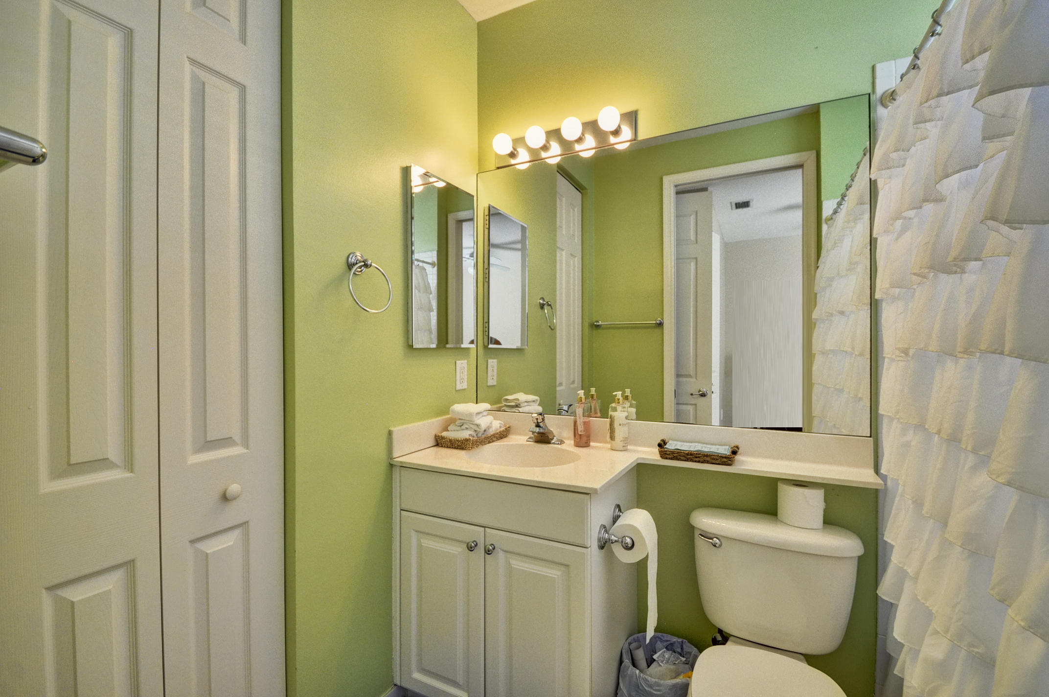 19084 Skyridge Circle Boca Raton, FL 33498 - Photo 20 of 26 DSC_0735_6_7