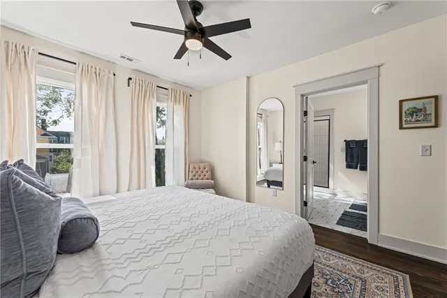 $475,000 | 20 East 32nd Street, Kansas City, MO 64111