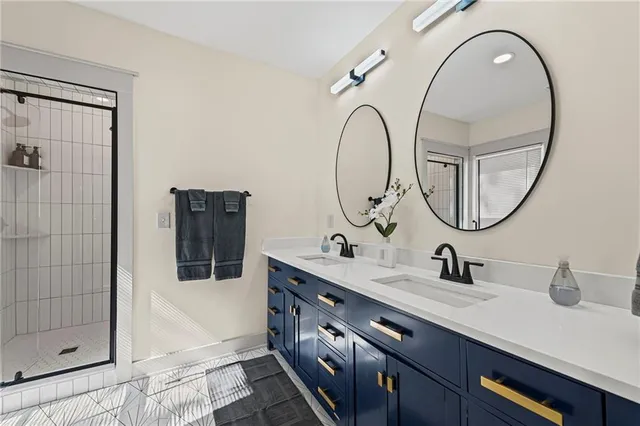 $475,000 | 20 East 32nd Street, Kansas City, MO 64111