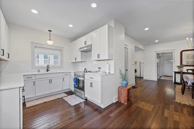 $475,000 | 20 East 32nd Street, Kansas City, MO 64111