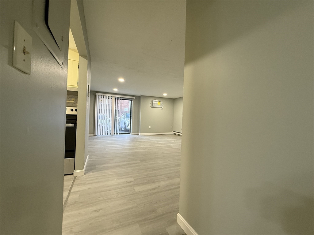 1186 Worcester Road, Unit 610 Framingham, MA 01702 - Photo 26 of 37 a view of a hallway