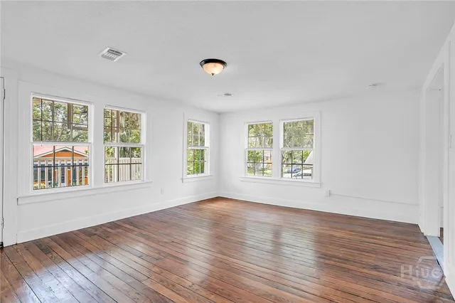 $1,900 | 906 East 39th Street, Savannah, GA 31401