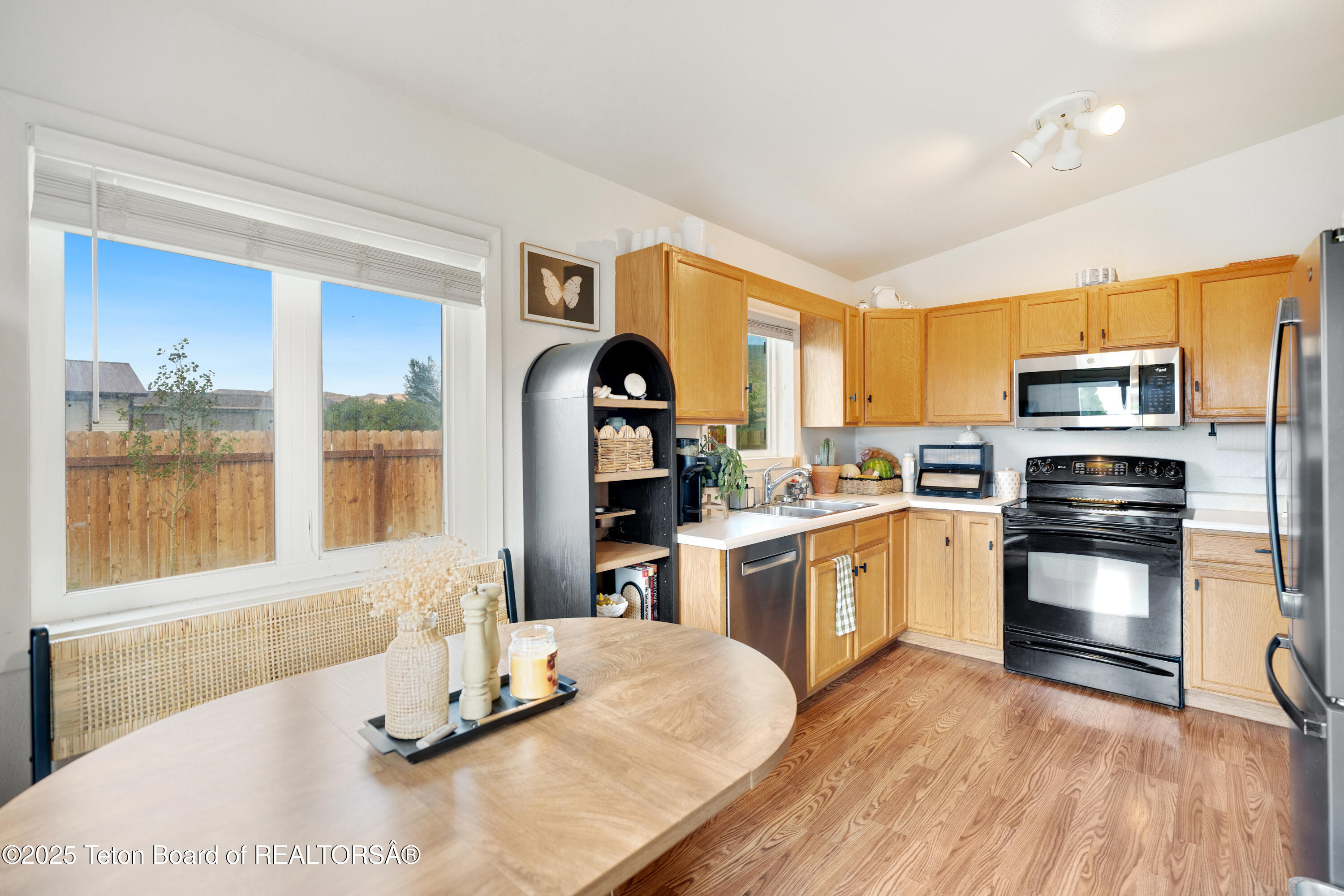102 Taylor Creek Road Dubois, WY 82513 - Photo 11 of 30 13