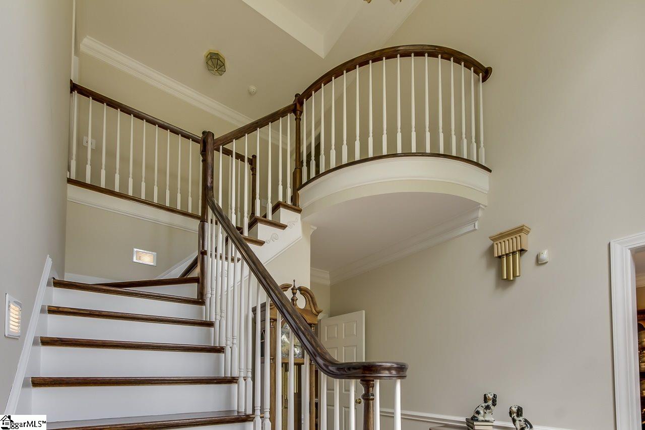 111 Overlook Court Easley, SC 29642 - Photo 4 of 35