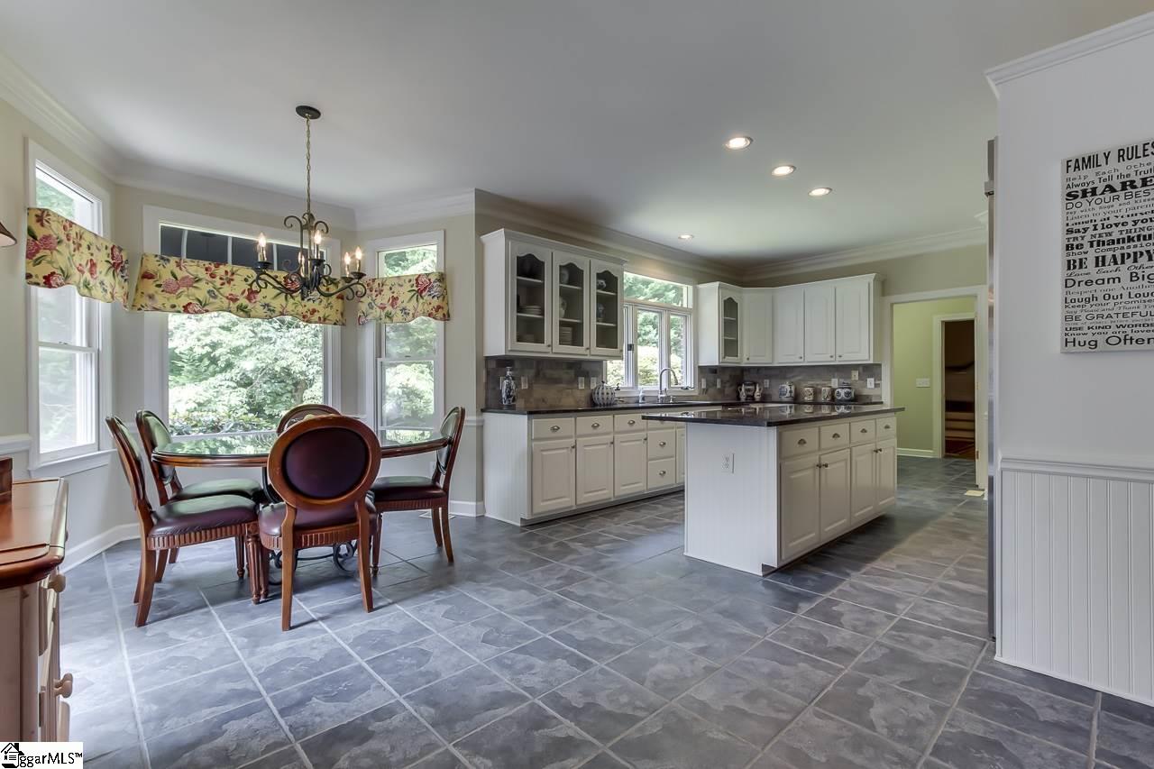 111 Overlook Court Easley, SC 29642 - Photo 8 of 35