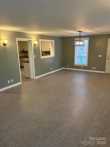 $1,975 | 818 Ferndale Drive, Statesville, NC 28677