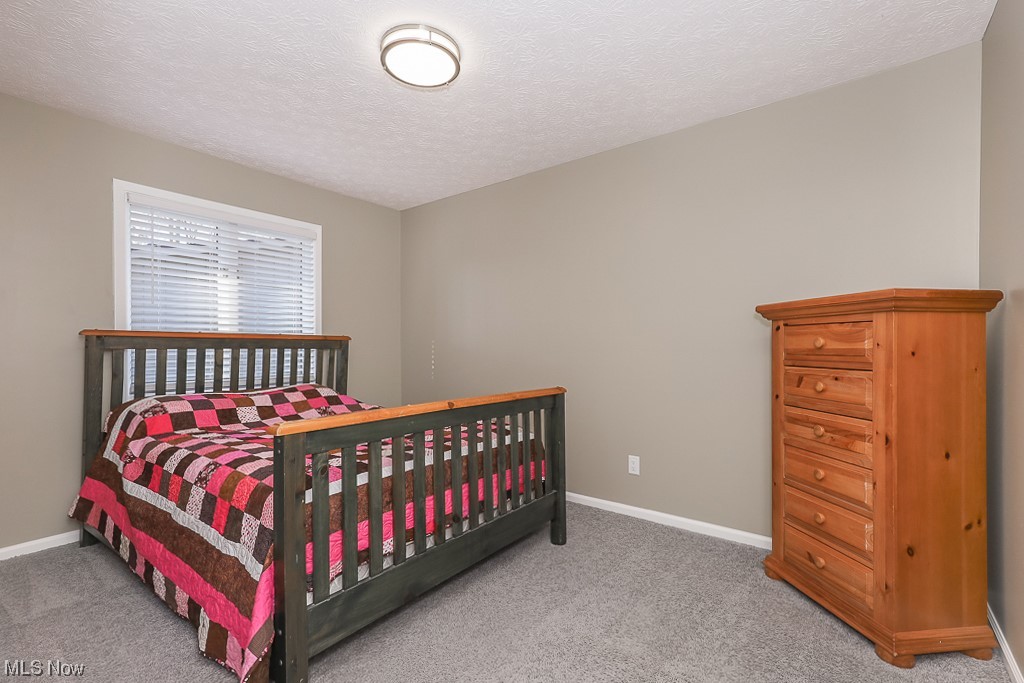 10811 Gate Post Road Strongsville, OH 44149 - Photo 16 of 28 Gallery Image 16