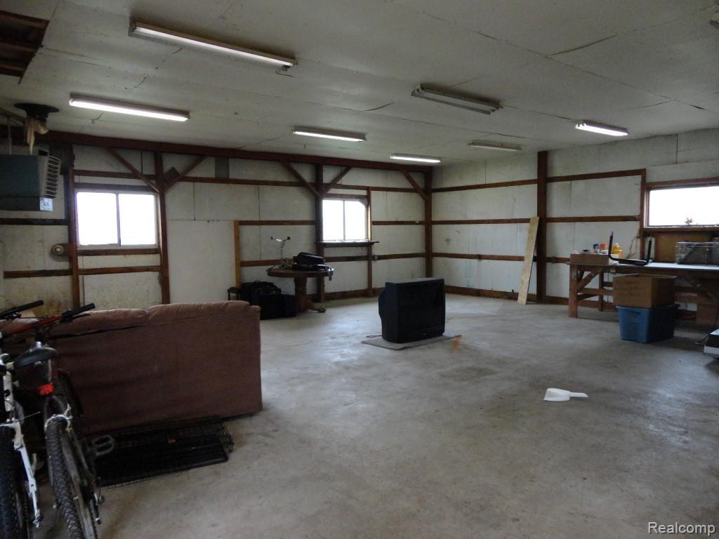 4650 General Squier Road Dryden, MI 48428 - Photo 26 of 38 BIG Workshop in Pole Barn!
