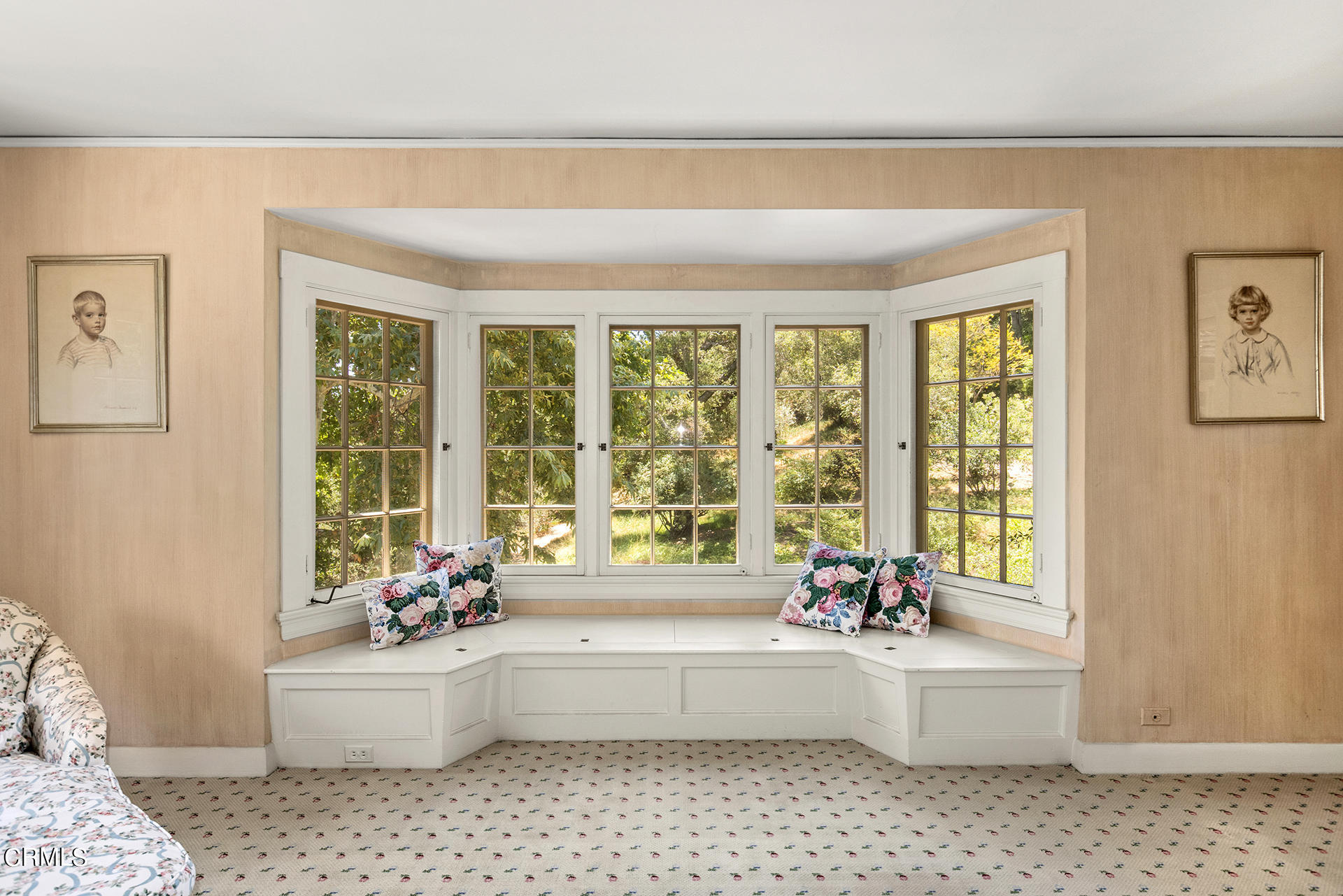 744 Rockwood Road Pasadena, CA 91105 - Photo 25 of 43 a bathroom with a bathtub a window and a potted plant