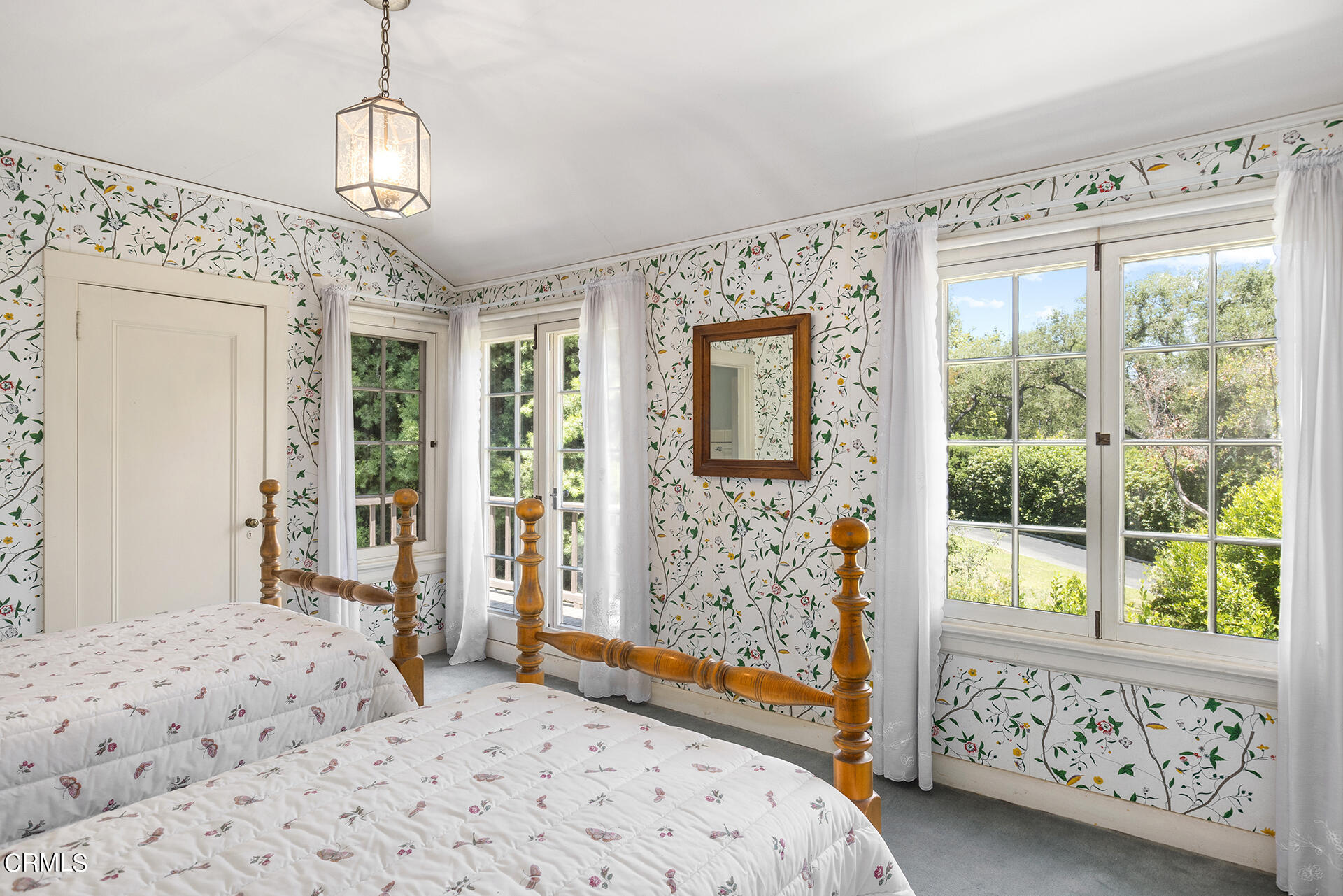 744 Rockwood Road Pasadena, CA 91105 - Photo 30 of 43 a bedroom with a bed and a window