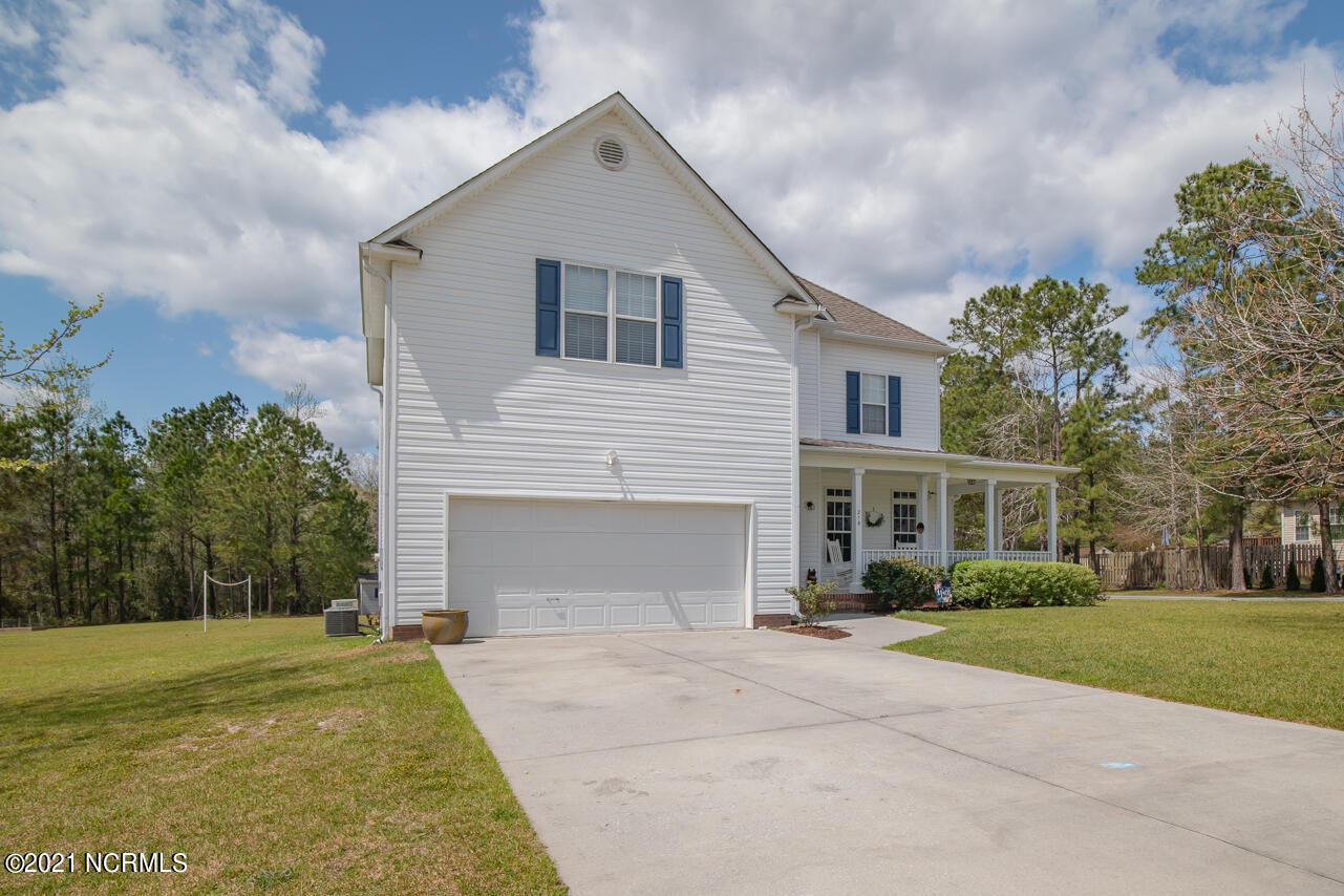 216 Middle Ridge Drive Hubert, NC 28539 - Photo 2 of 50 2
