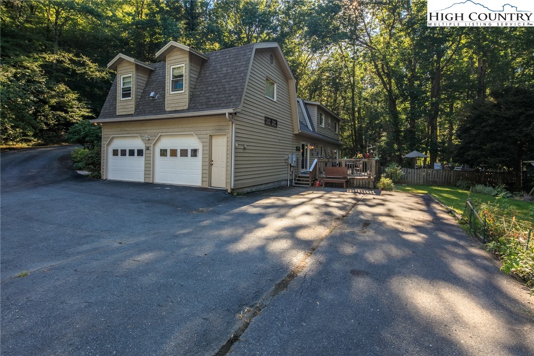 757 Silverleaf Road Zionville, NC 28698 - Photo 28 of 39 Gallery Image 28