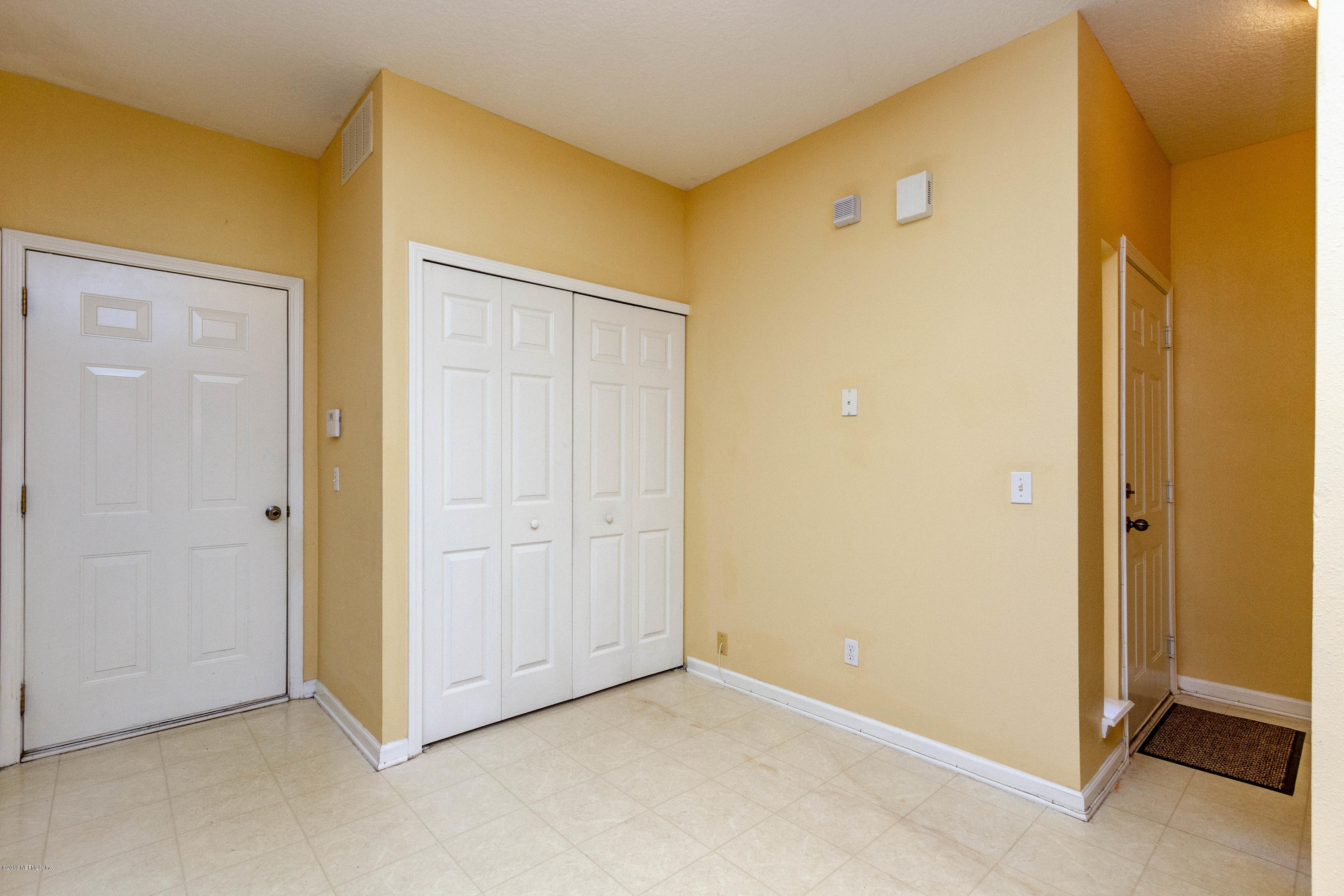 7859 Melvin Road Jacksonville, FL 32210 - Photo 13 of 29 Laundry Room