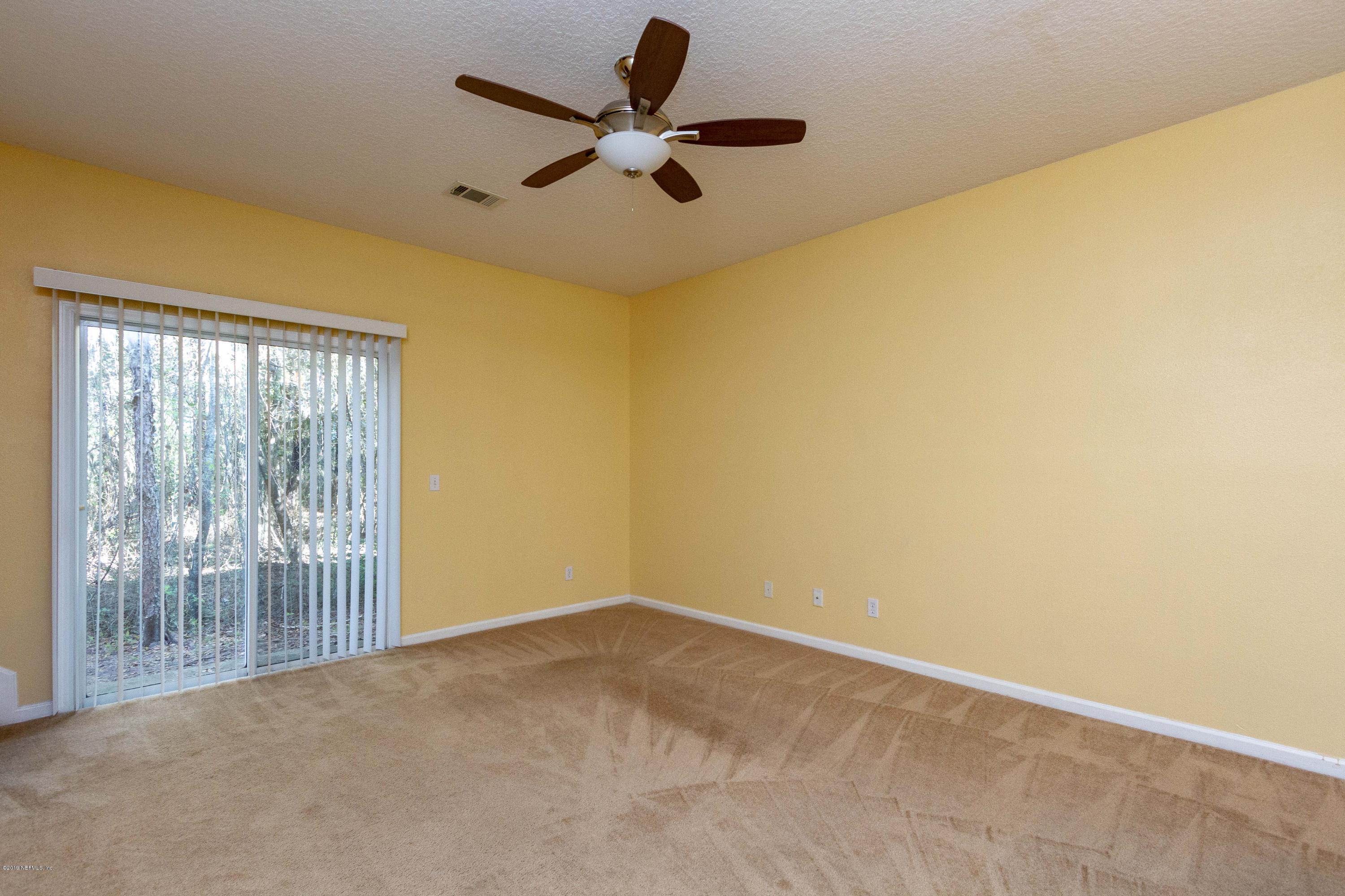 7859 Melvin Road Jacksonville, FL 32210 - Photo 4 of 29 Living Room