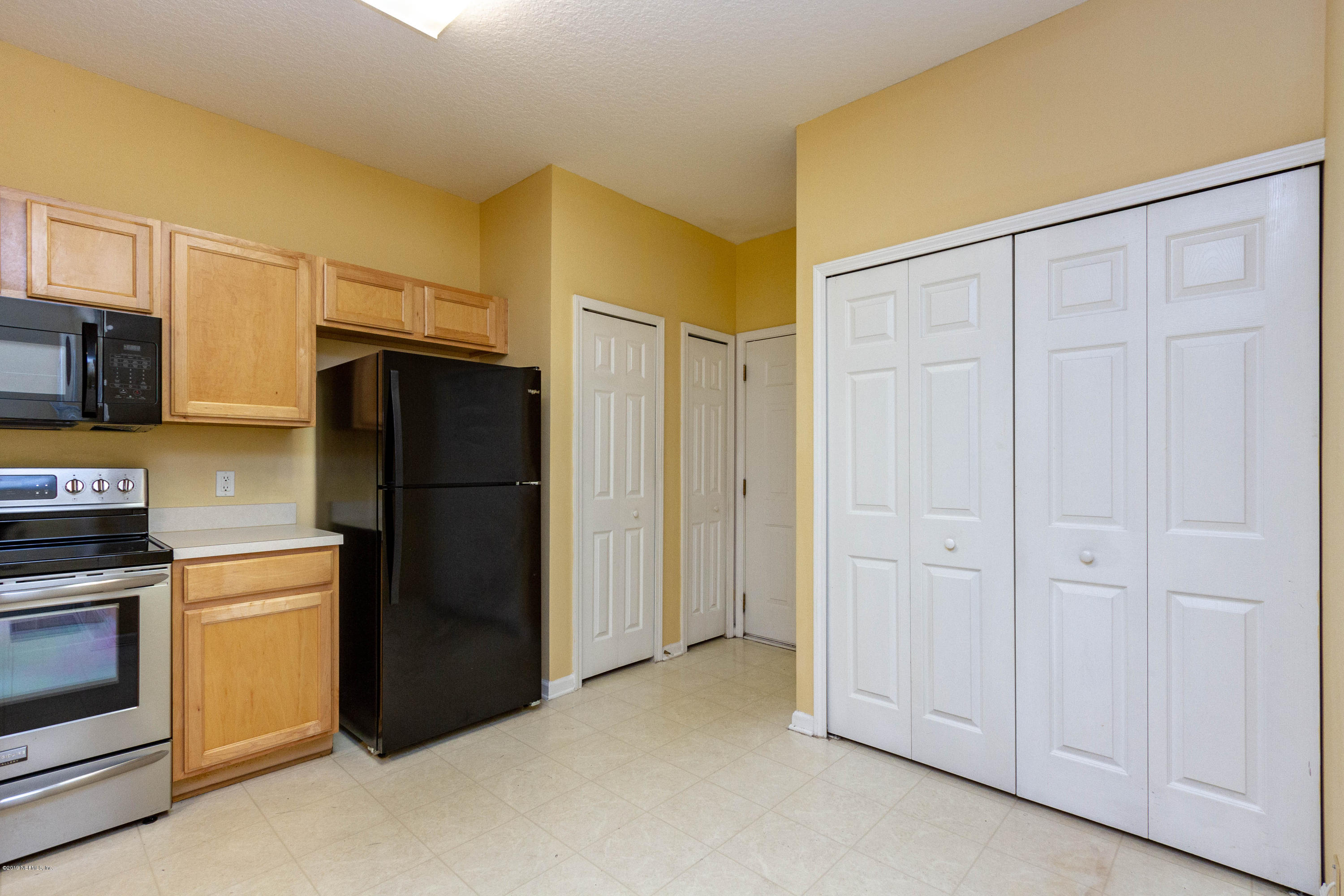 7859 Melvin Road Jacksonville, FL 32210 - Photo 5 of 29 Kitchen