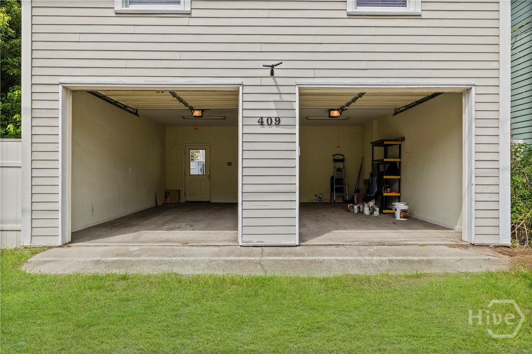 409 East Park Avenue Savannah, GA 31401 - Photo 40 of 47 Easy Access
