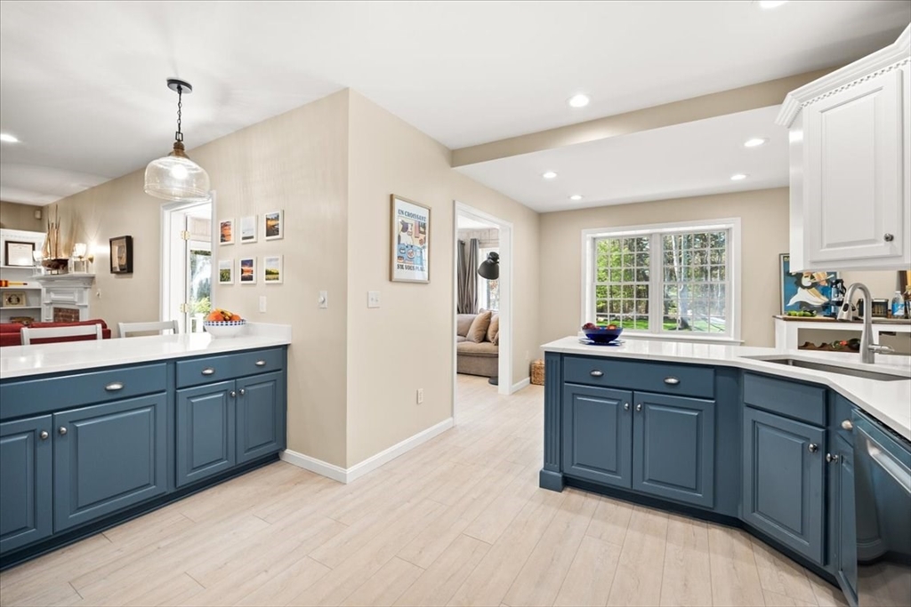 2 Boulder Road Bourne, MA 02534 - Photo 7 of 42