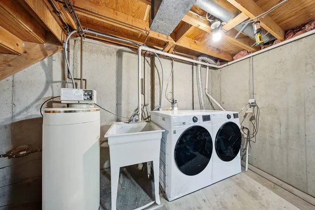 $425,000 | 1527 Williams Avenue, St. Charles, IL 60174