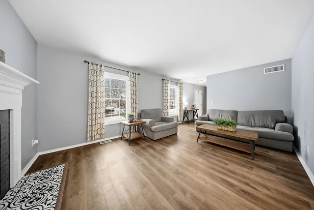 $425,000 | 1527 Williams Avenue, St. Charles, IL 60174