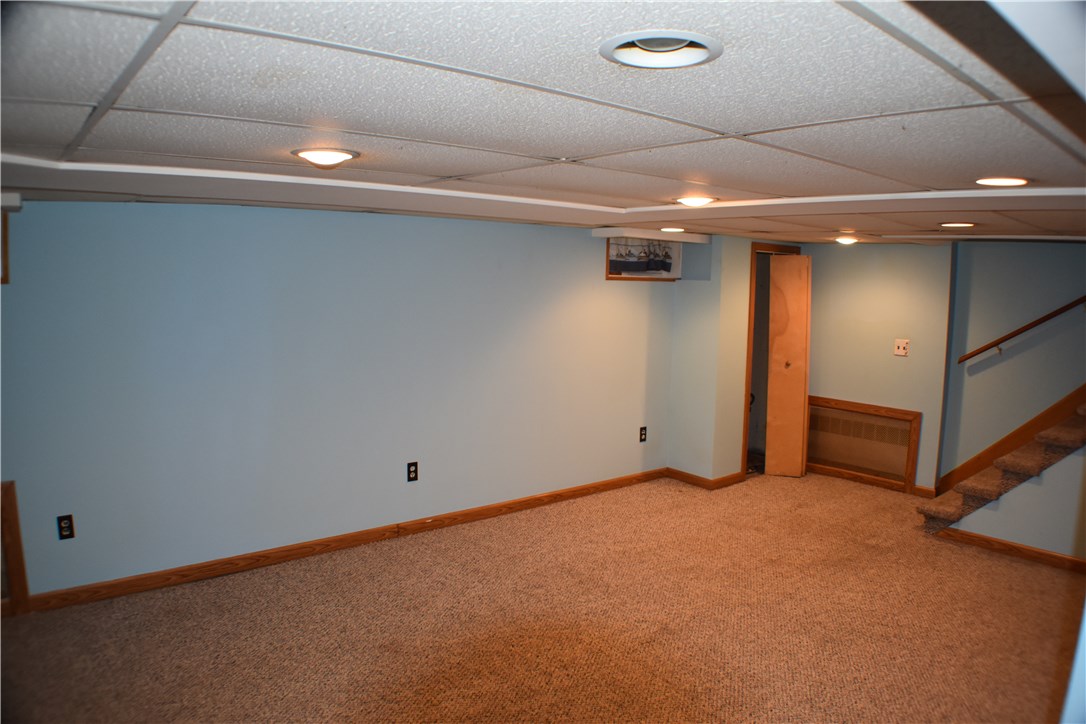 37 Litzen Road North Smithfield, RI 02896 - Photo 13 of 23 Gallery Image 13