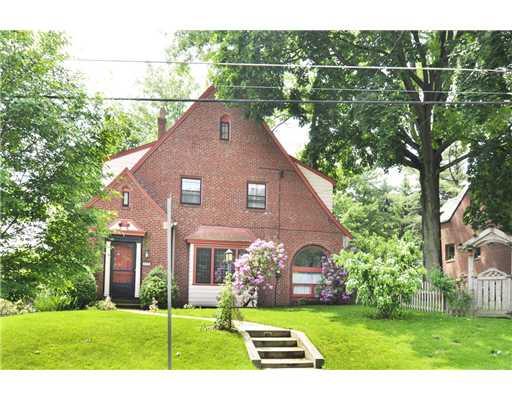5476 Darlington Road Pittsburgh, PA 15217 - Photo 1 of 17 Exterior Front.