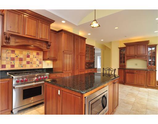 5476 Darlington Road Pittsburgh, PA 15217 - Photo 8 of 17 Kitchen.