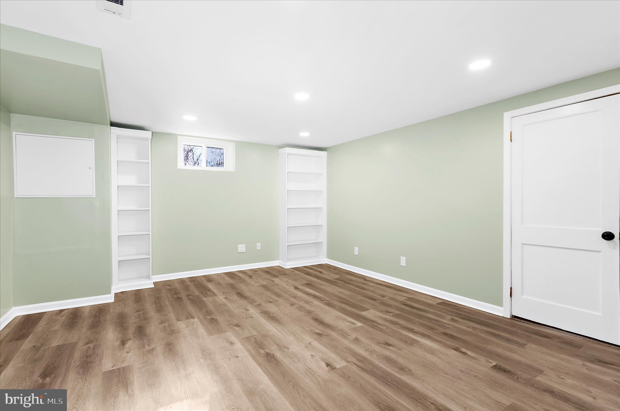 312 Small Court Catonsville, MD 21228 - Photo 33 of 41 a view of empty room