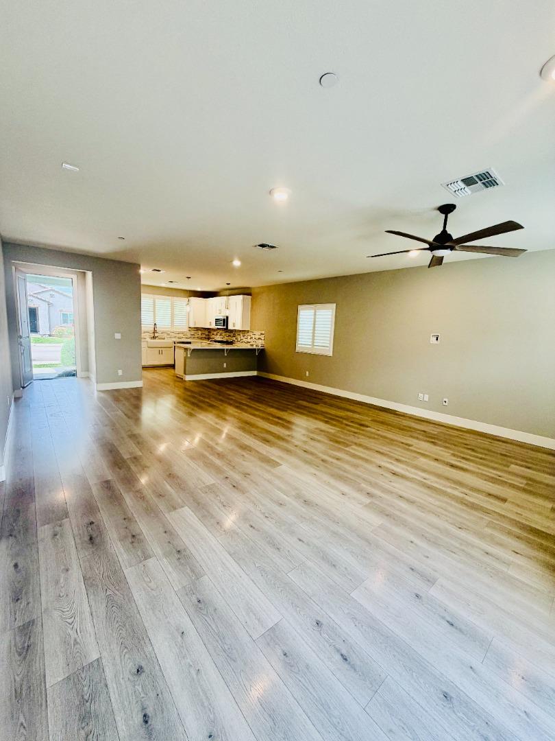 1946 Pollock Way Lodi, CA 95242 - Photo 6 of 35 a view of a kitchen with a stove