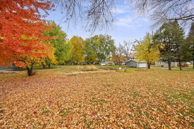 $169,900 | 4441 Reservoir Boulevard, Columbia Heights, MN 55421