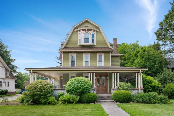 $474,900 | 1406 Indiana Avenue, La Porte, IN 46350