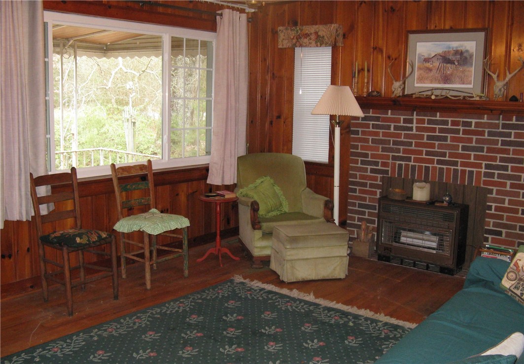 818 Barnes Station Road Iva, SC 29655 - Photo 4 of 23