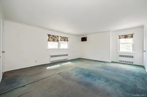 $869,000 | 593 Pearl Street, Oceanside, NY 11572