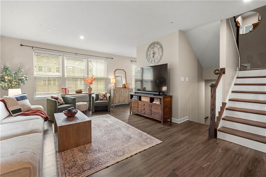 4031 Crown Drive South Park, PA 15129 - Photo 5 of 48 MASSIVE NATURAL LIGHT