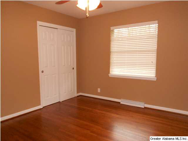 257 Pineywood Road Gardendale, AL 35071 - Photo 8 of 10