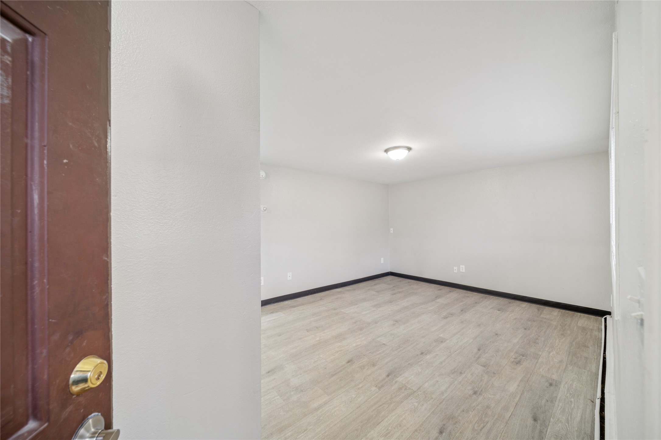12332 End Street Other, AK 99577 - Photo 36 of 50 a view of an empty room
