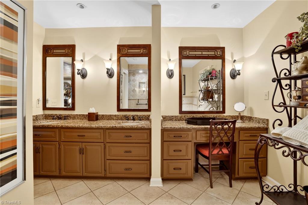 1319 Heathcliff Court High Point, NC 27262 - Photo 25 of 49