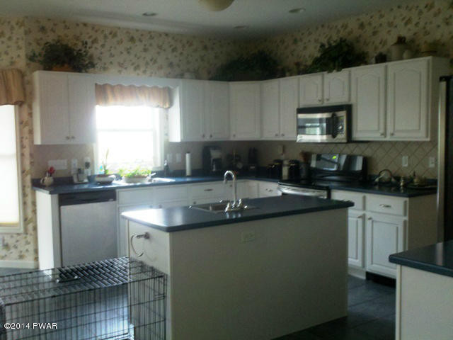 105 Stone Ridge Road Dingmans Ferry, PA 18328 - Photo 16 of 25