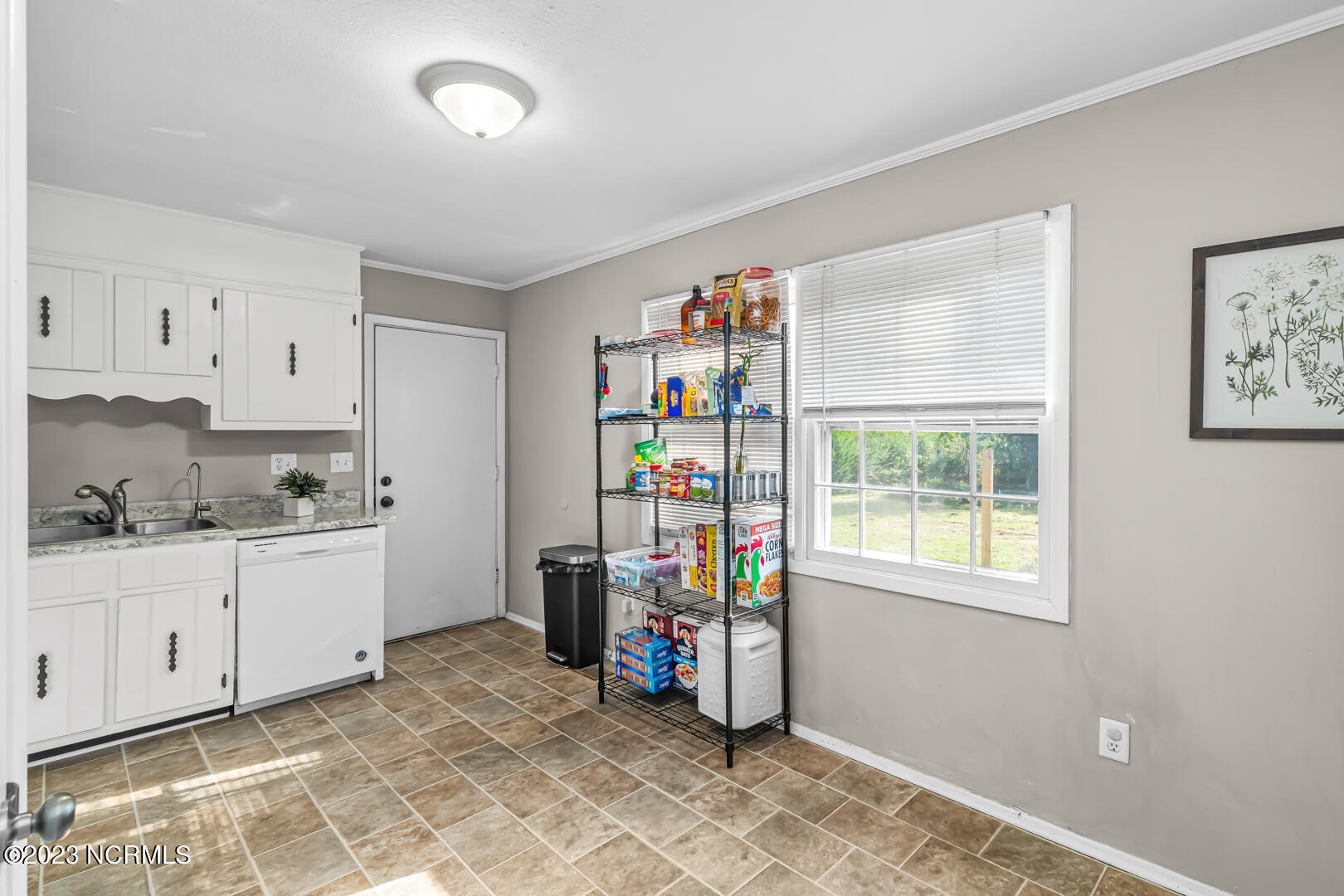 166 Old 30 Road Jacksonville, NC 28546 - Photo 11 of 34 11