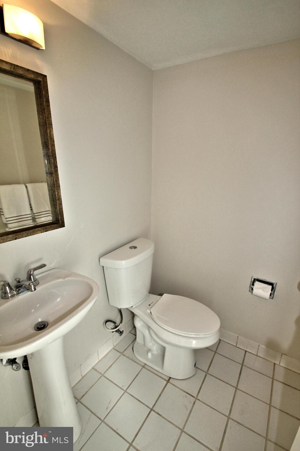 12114 Quorn Lane Reston, VA 20191 - Photo 15 of 28 Bath