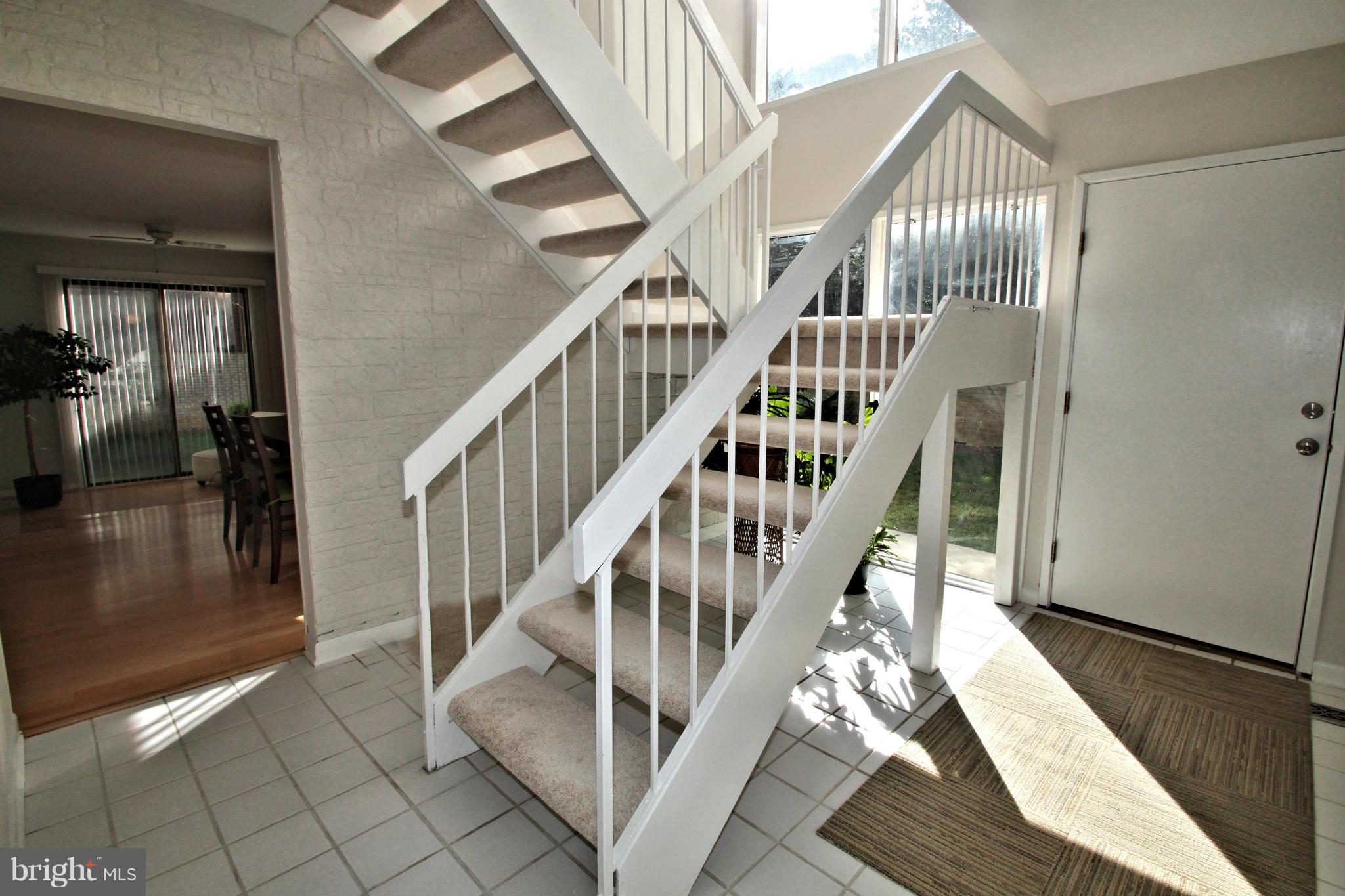 12114 Quorn Lane Reston, VA 20191 - Photo 4 of 28 Interior (General)
